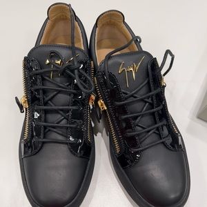 New Mens Giuseppe Black shoes